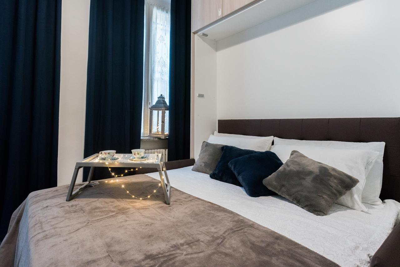 Love & Smile Apartment By Rent All Como Dış mekan fotoğraf