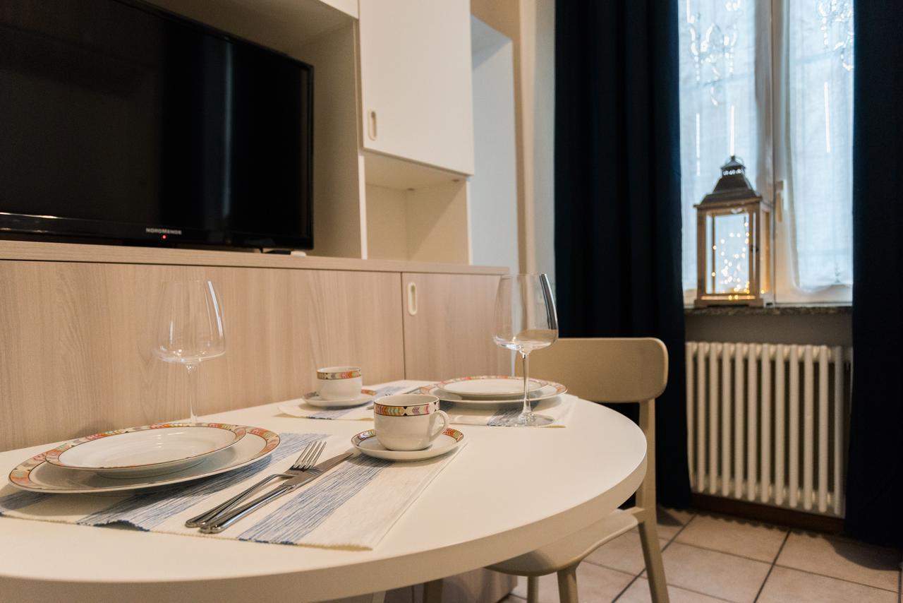 Love & Smile Apartment By Rent All Como Dış mekan fotoğraf